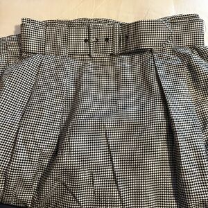 Vintage Sacks Fifth Avenue Black and White Houndstooth Skirt